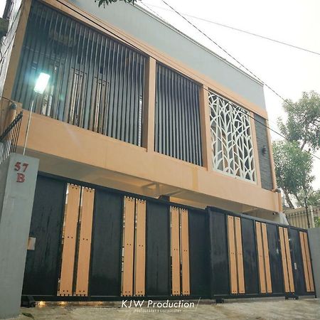 M Stay Guest House Jogja Jogjacarta Exterior foto