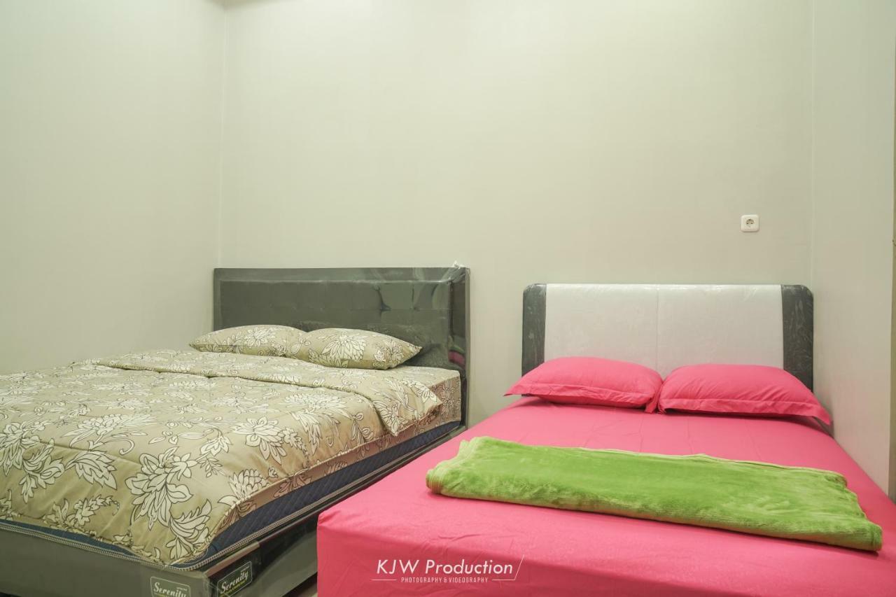 M Stay Guest House Jogja Jogjacarta Exterior foto